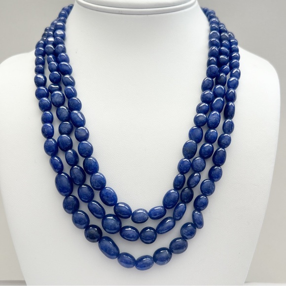 Stunning Triple Strand Blue Sapphire Bead Necklace - Picture 10 of 10